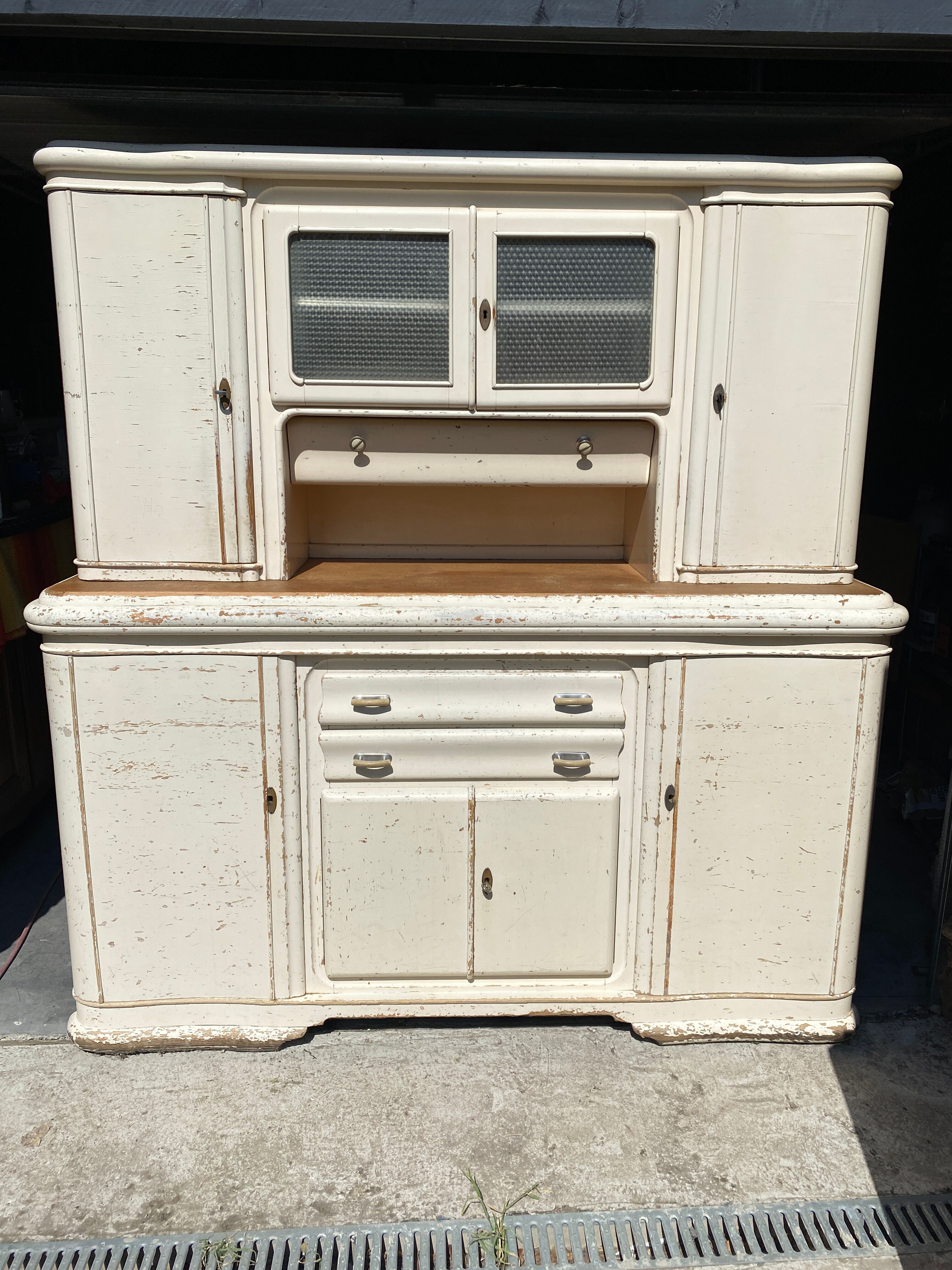 Two-body buffet Kitchen Keller