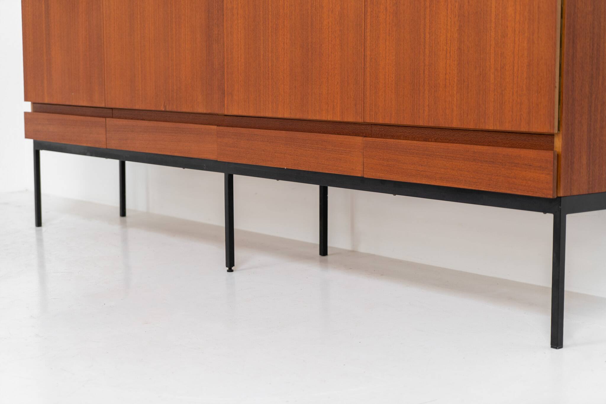 Buffet B60 par Dieter Waeckerlin pour Behr