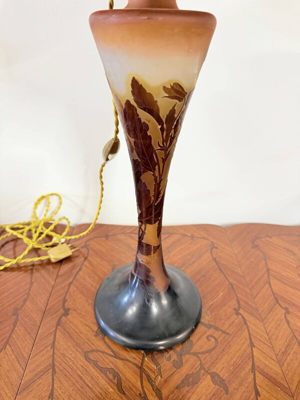 Lampe champignon Art Nouveau – Émile Gallé – Décor floral de pensée