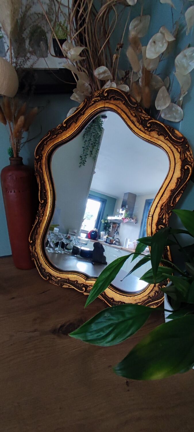 Golden mirror, 44x36 cm