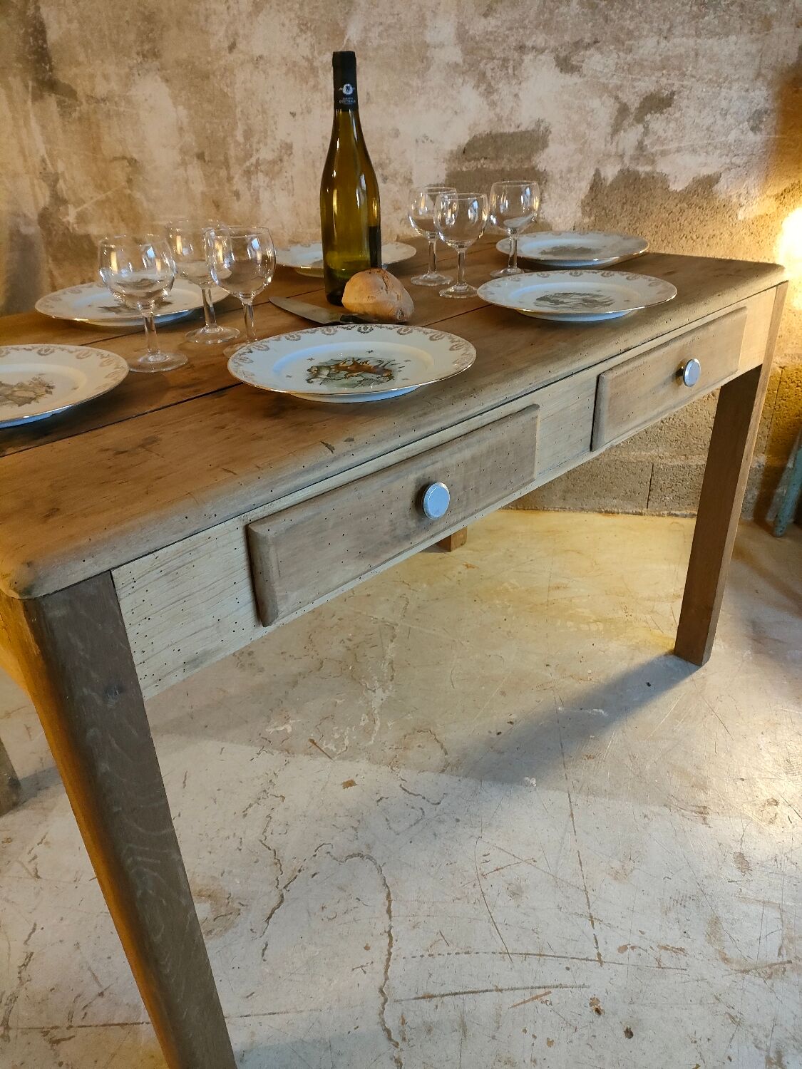 Farmhouse table