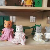 Sylvanian house and family