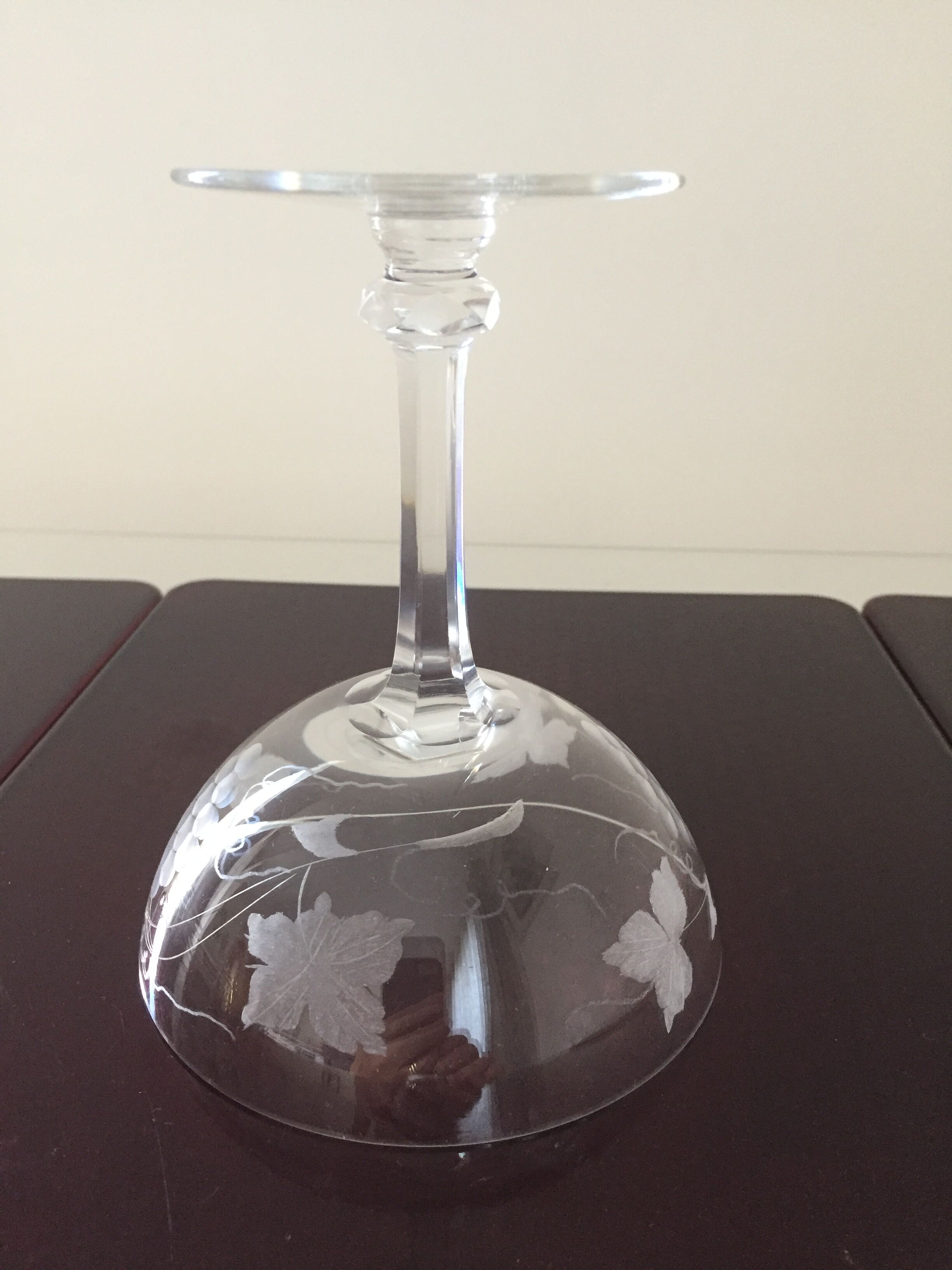 11 cups a champagne in crystal