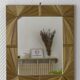 Miroir avec cadre en marqueterie de paille
