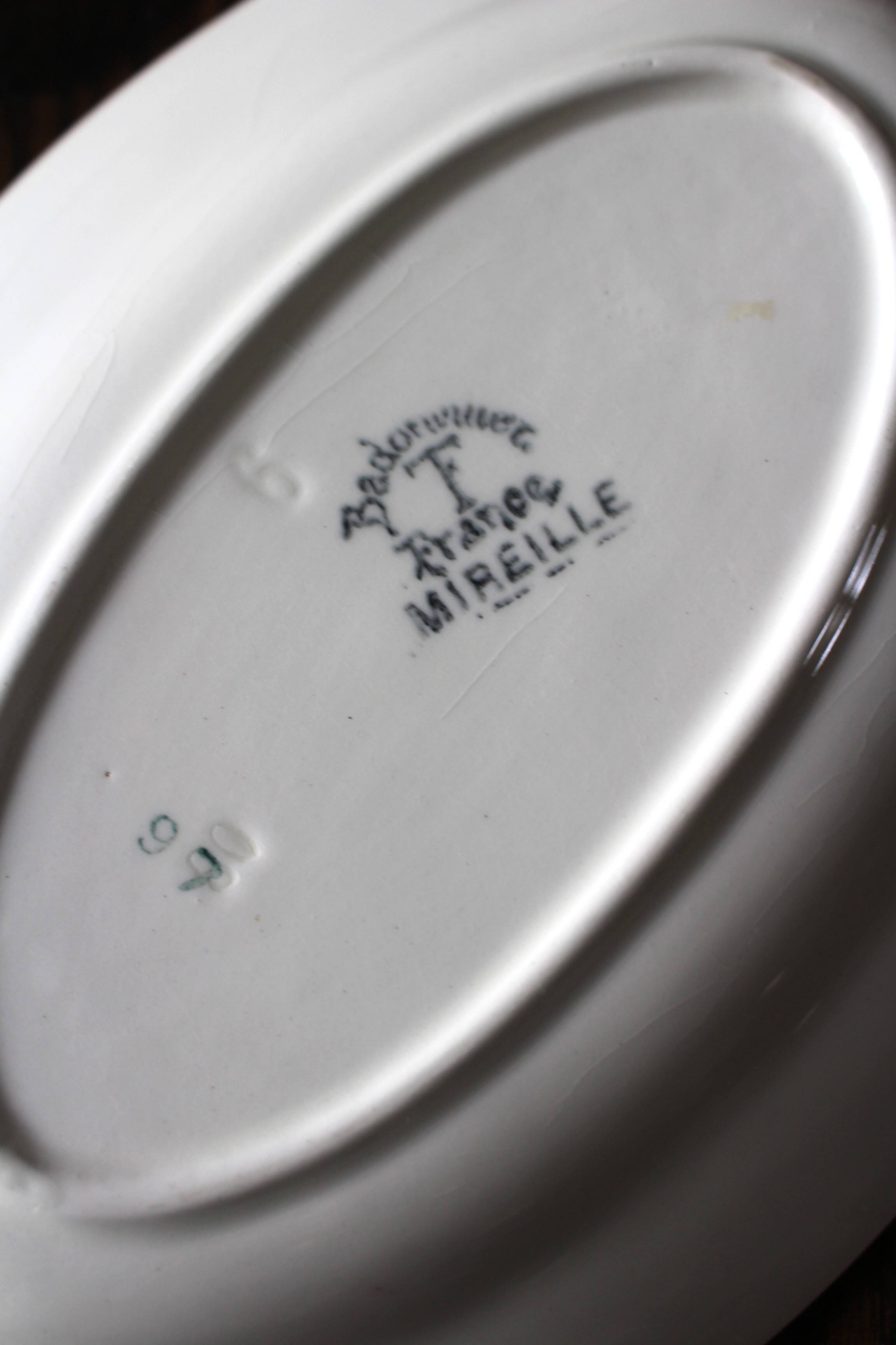 Ravier Plate Art Deco red flowers Mireille Badonviller