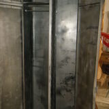 Cloakroom steel rounded corners