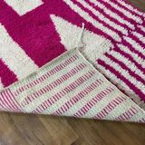 Wool rug 250cm x 150cm