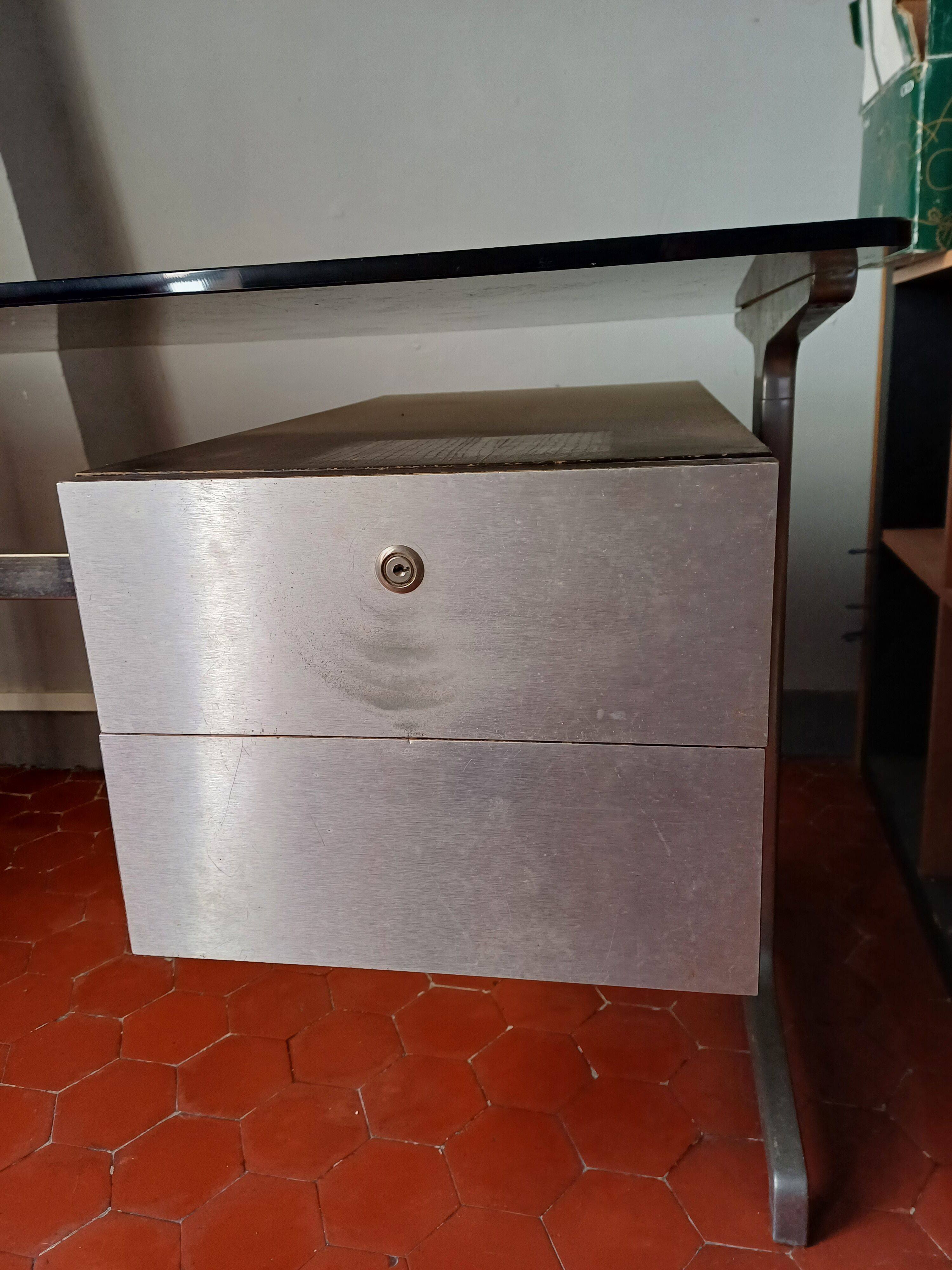 Bureau design vintage plateau verre style etienne fermigier 1970