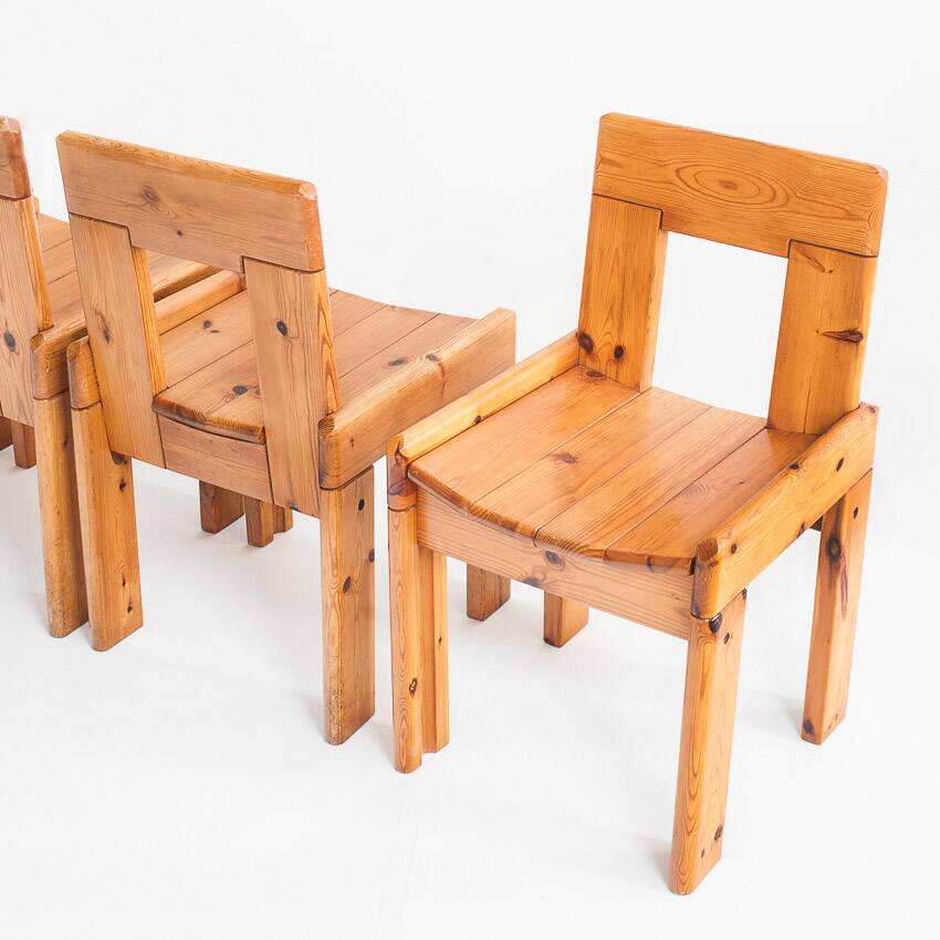 Vintage pine chairs. Designed by Silvio Coppola for Fratelli Montina.