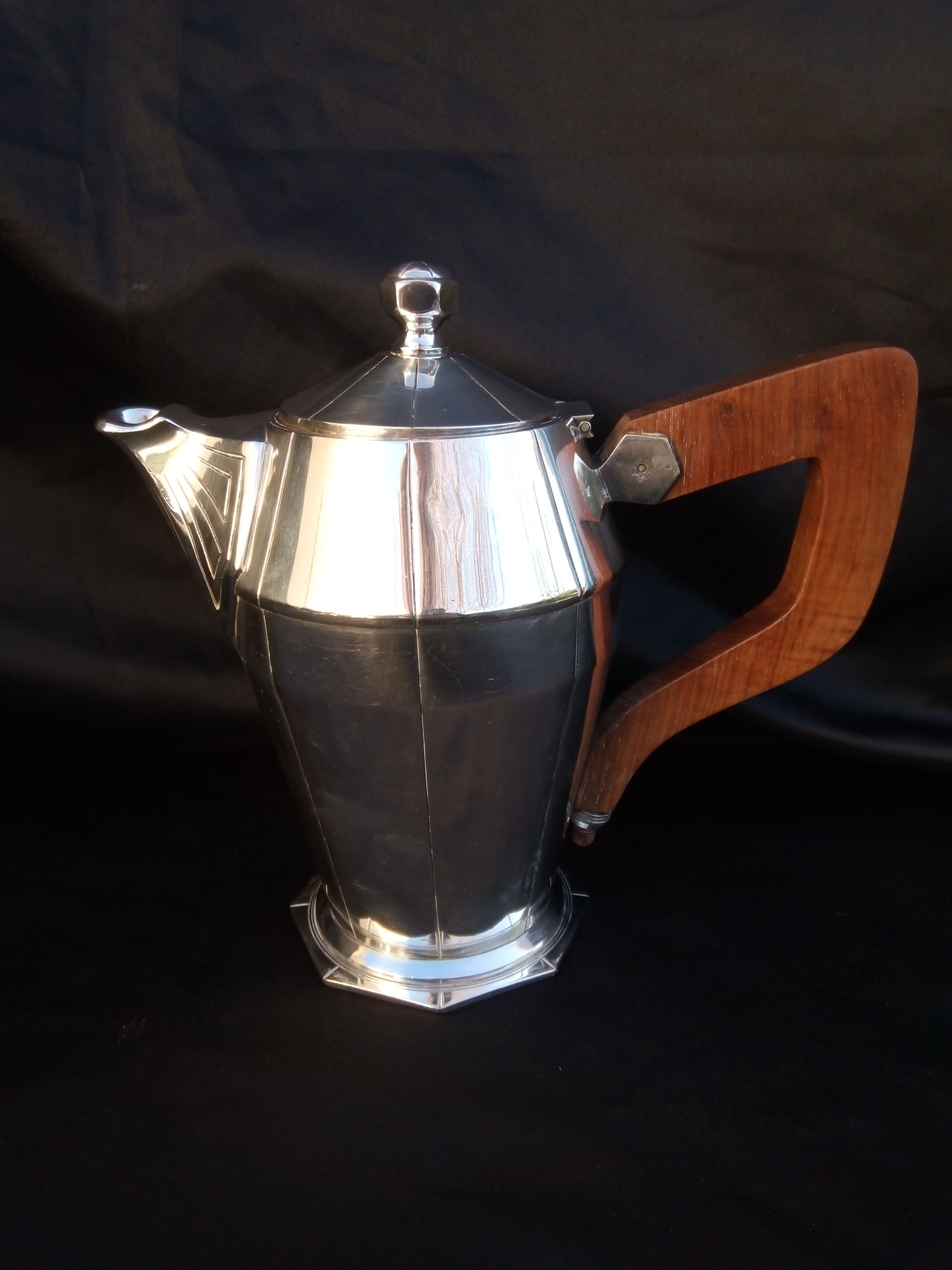 Coffee service, art tea in art deco silver metal