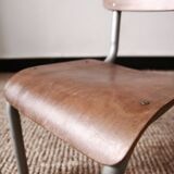 Ancienne chaise d'écolier en bois et métal