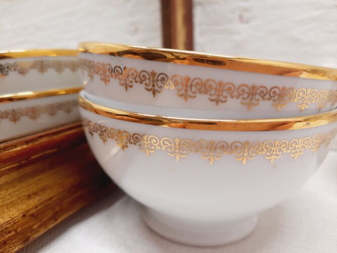 Trio de bols en porcelaine blanc et or
