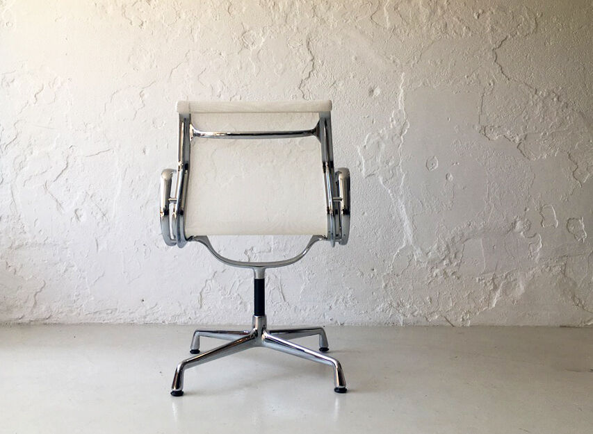 Eames swivel office chair, Vitra, 2018