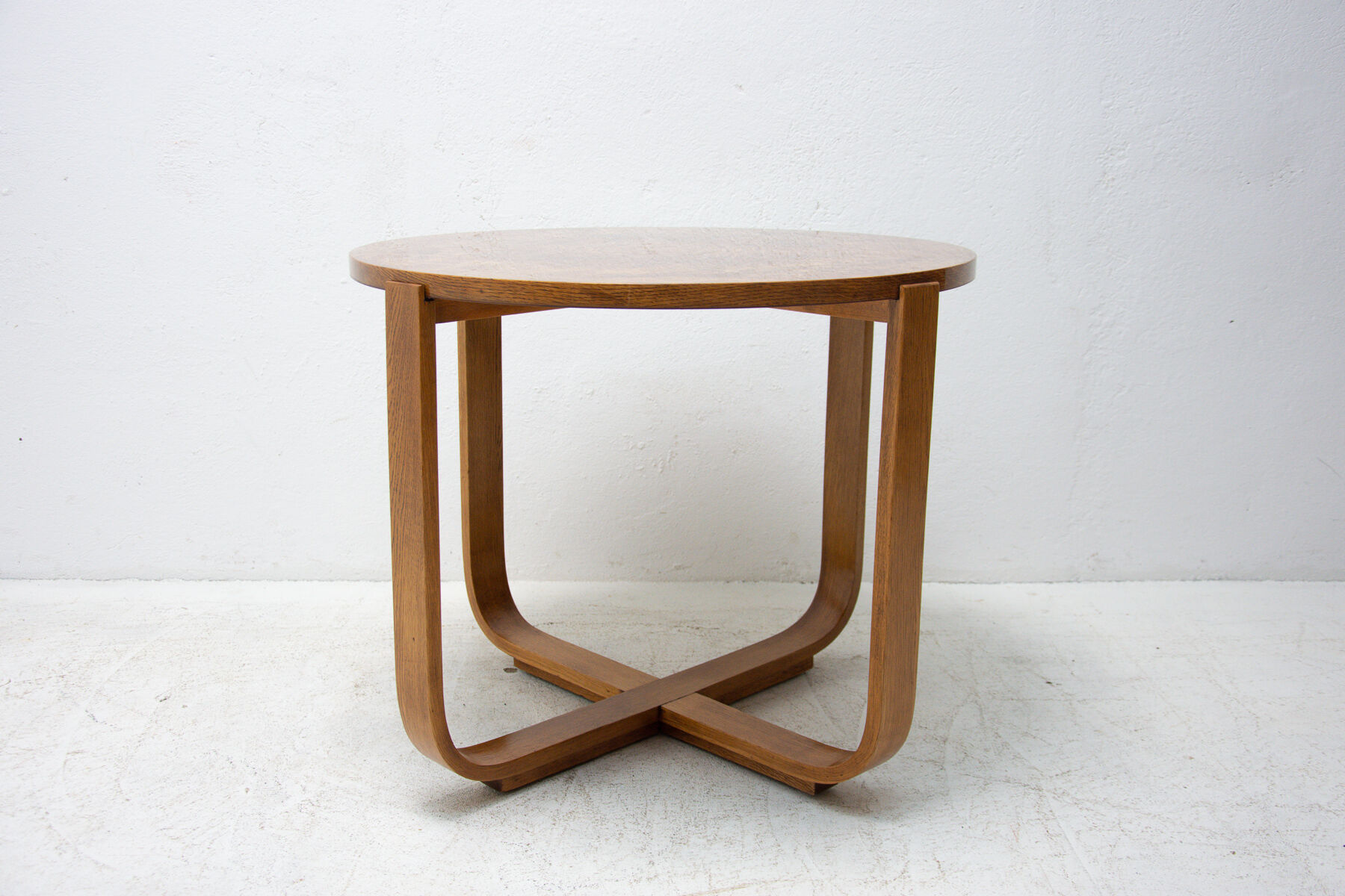 Modernist coffee table H-168 designed by Jindrich Halabala for UP Závody, 1930