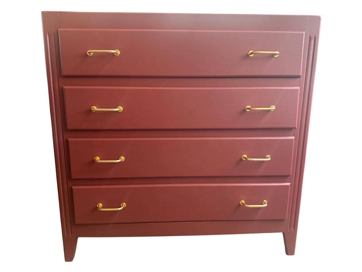 Commode parisienne
