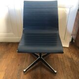 EA 105 chair by Charles & Ray for Herman Miller