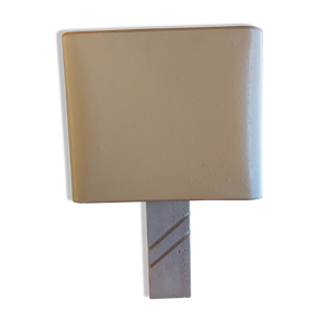 Pied de lampe en travertin
