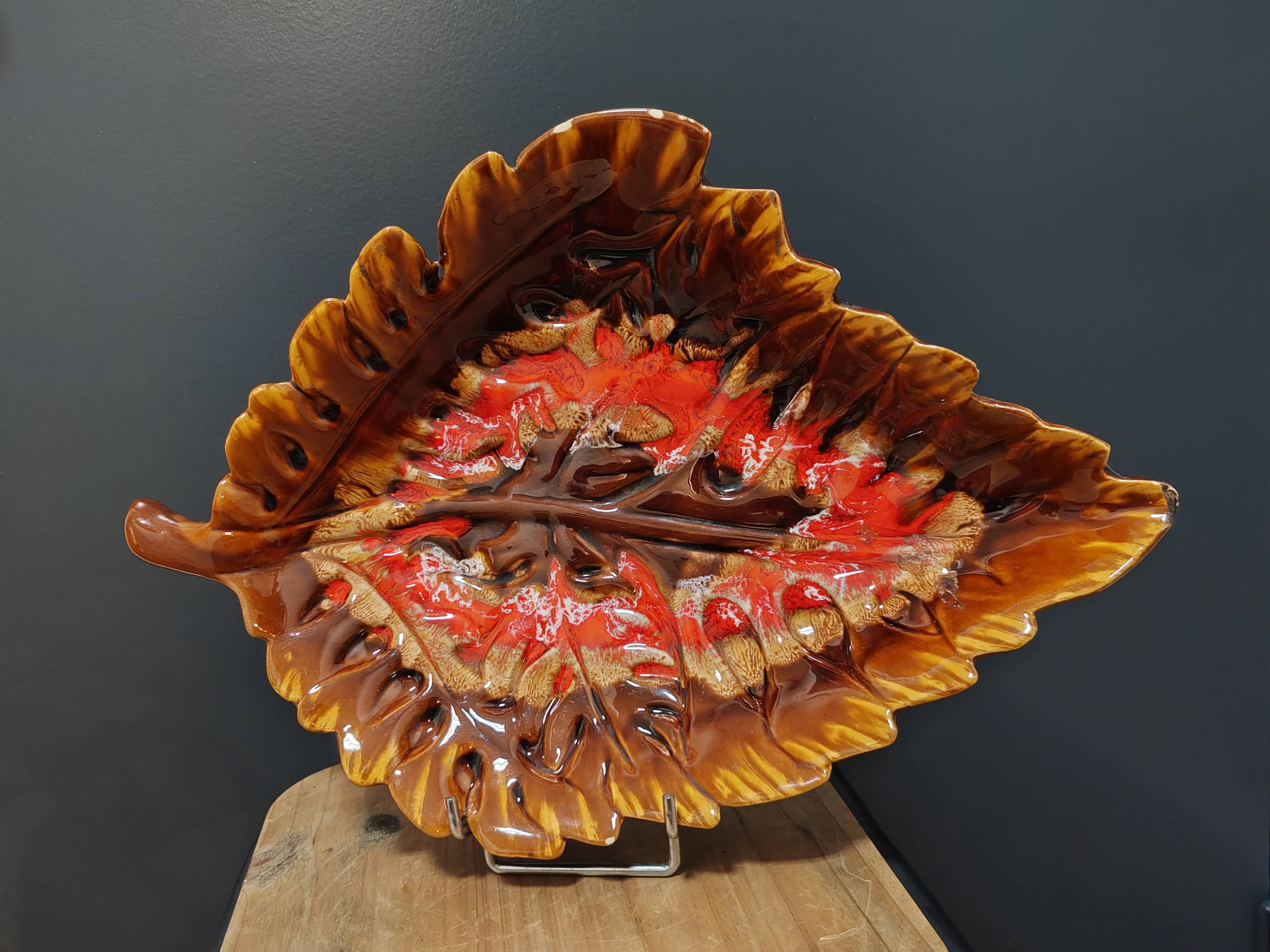 Ceramic plate