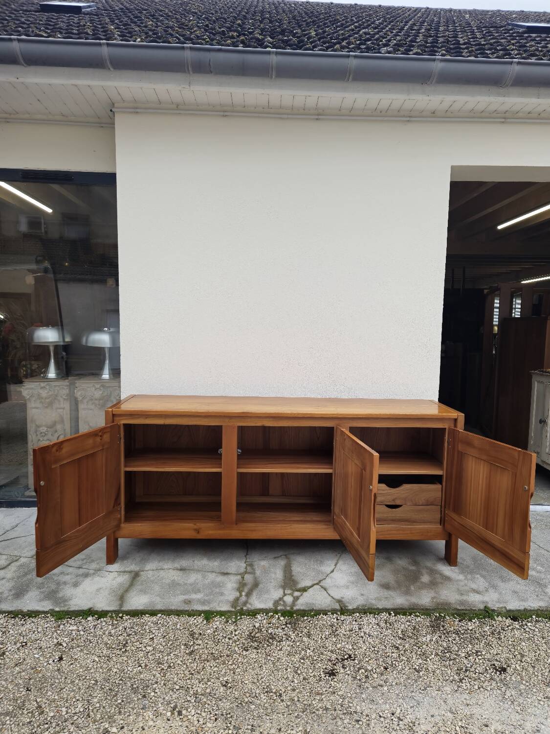 Enfilade Maison Regain in Oak with 3 vintage doors