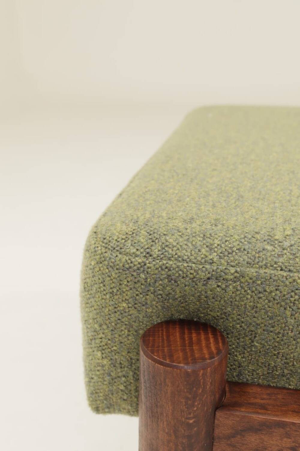 Set two footrest in vintage style, boucle upholstery, wooden pouffe