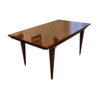 Dining room table