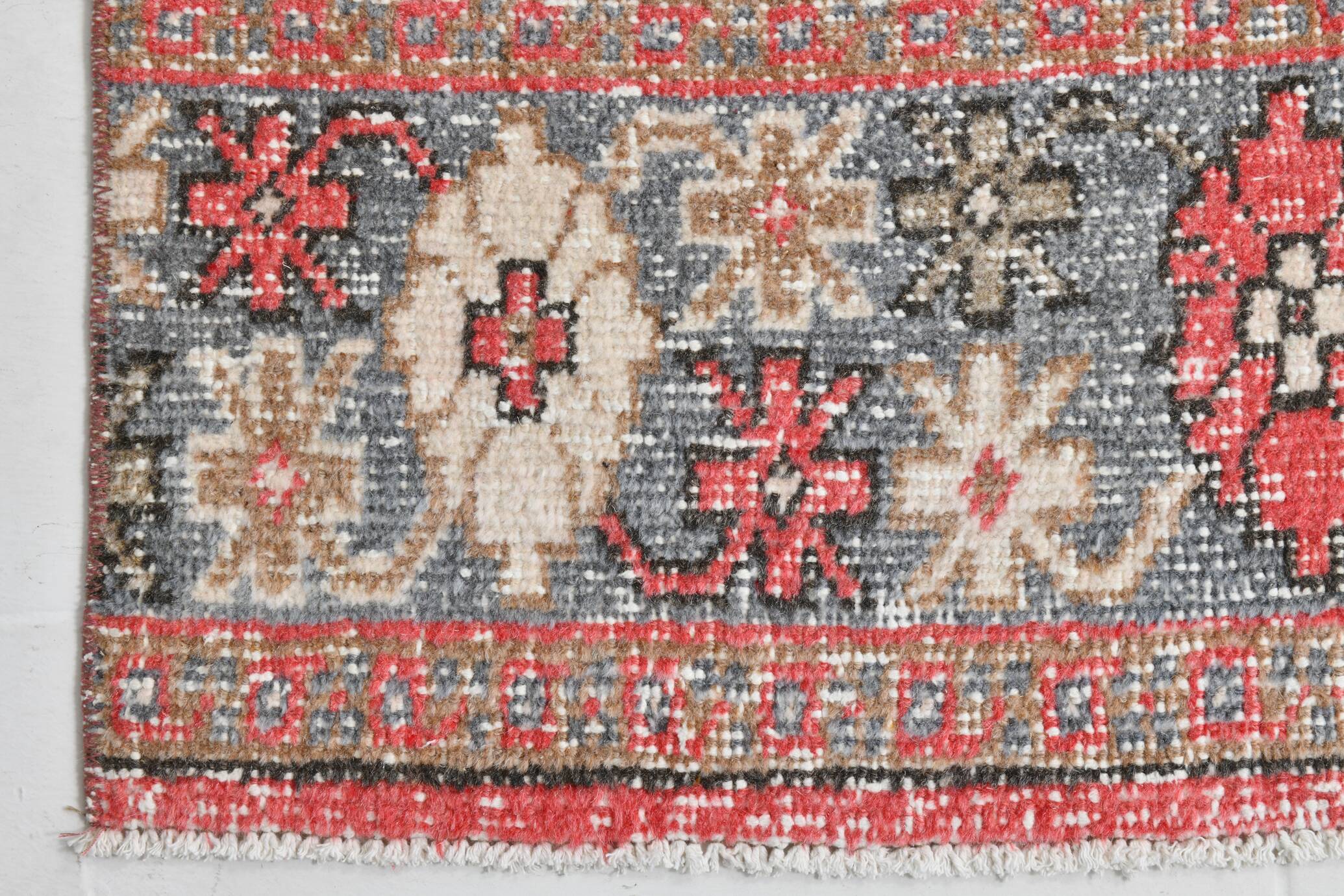 3x10 Red & Beige Persian Runner Rug, 81x302Cm