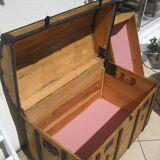Old Italian curved trunk with fully restored "drawer"