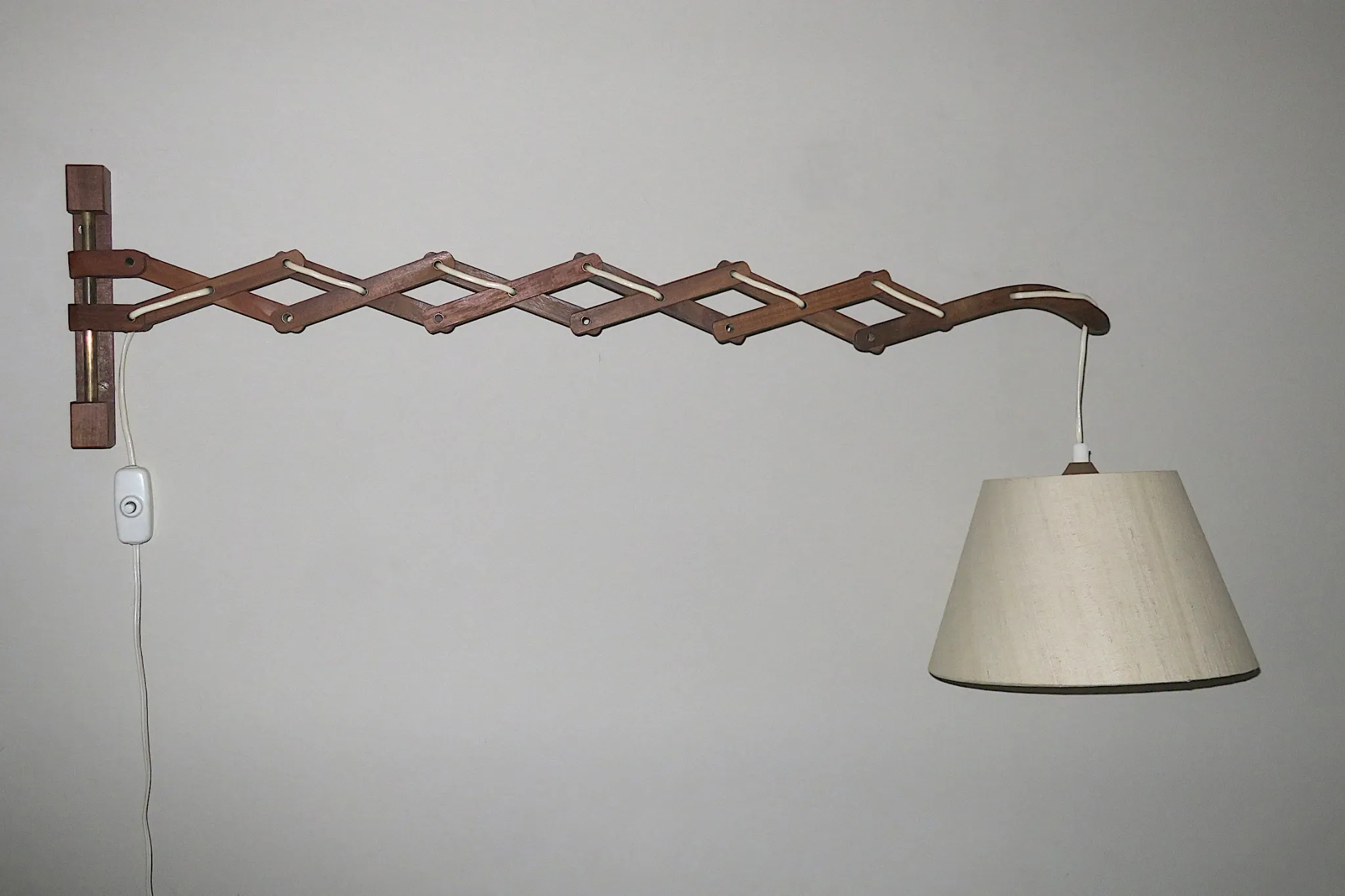 Large concertina scissor wall light in teak by Eric Hansen  Denmark 1960s