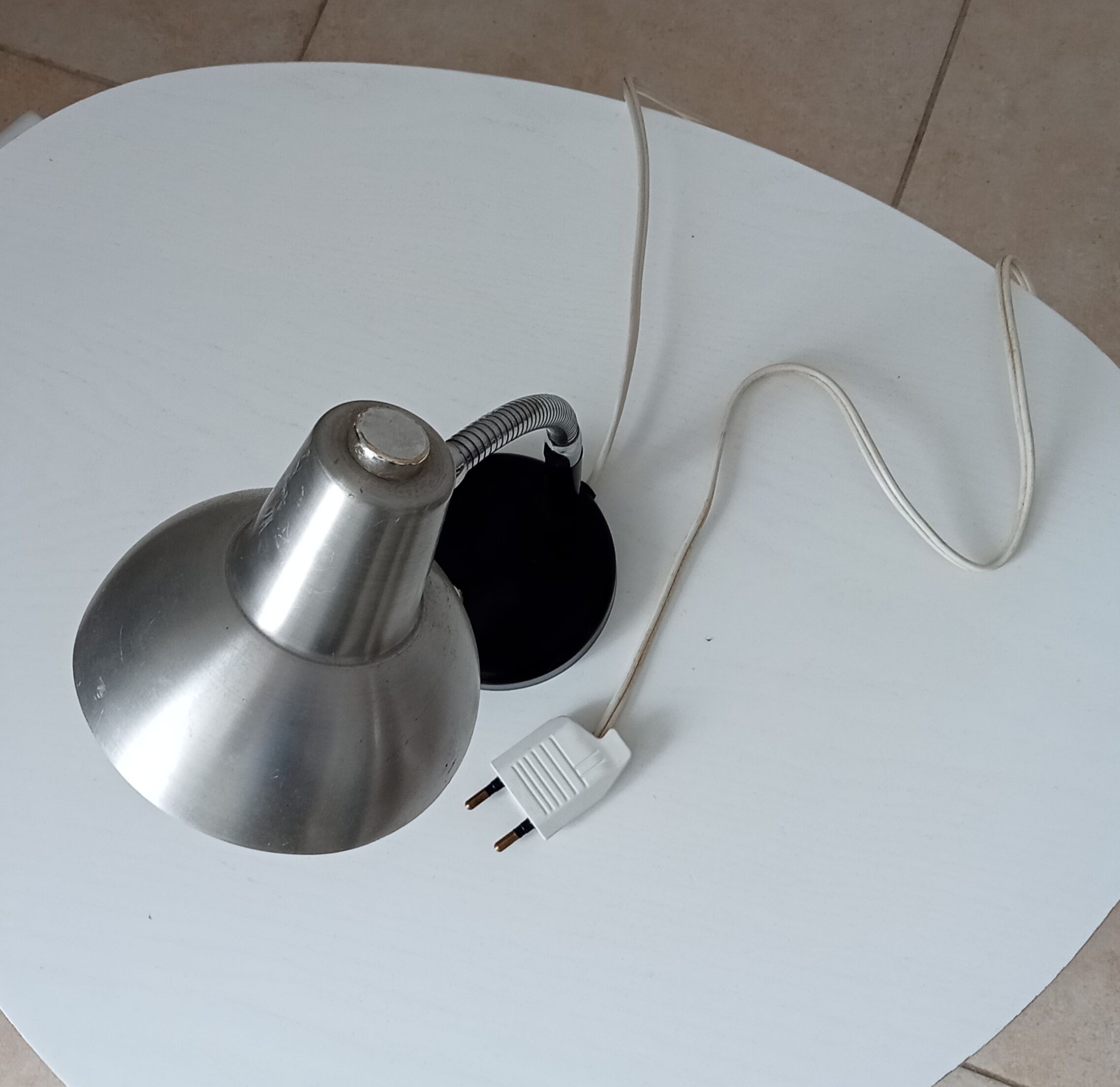 Vintage 80s/90s desk lamp