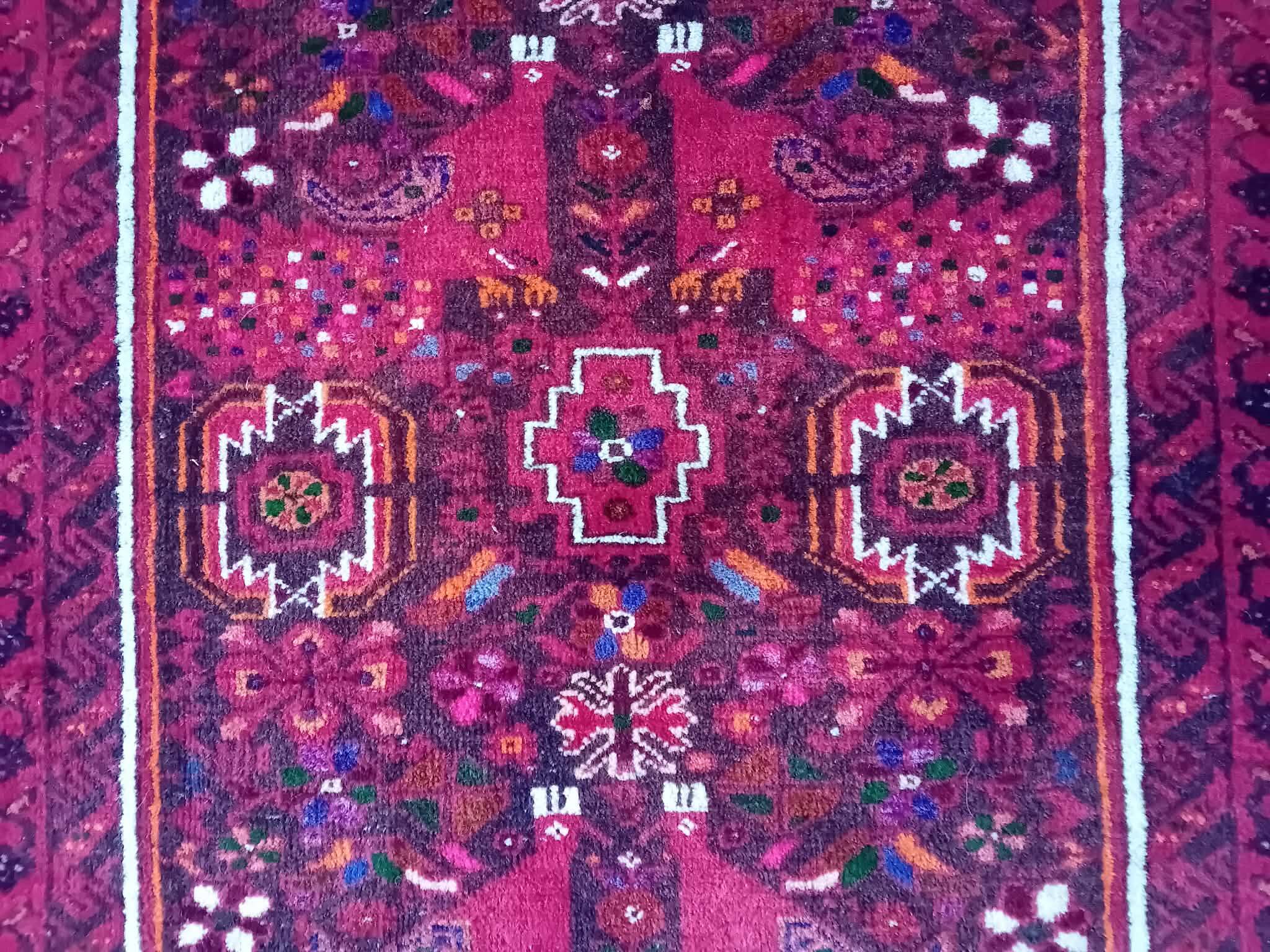 Handmade Belouch Persian rug 200x100cm