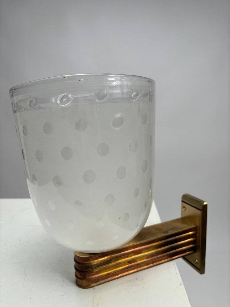 Art Deco Wall Lights in Blown Glass and Brass, Italy, 1940s, Set of 4