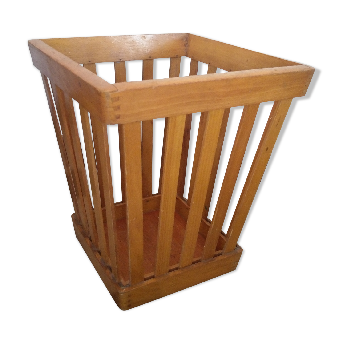 Vintage paper basket