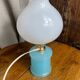 Lampe en opaline blanche et bleue 
