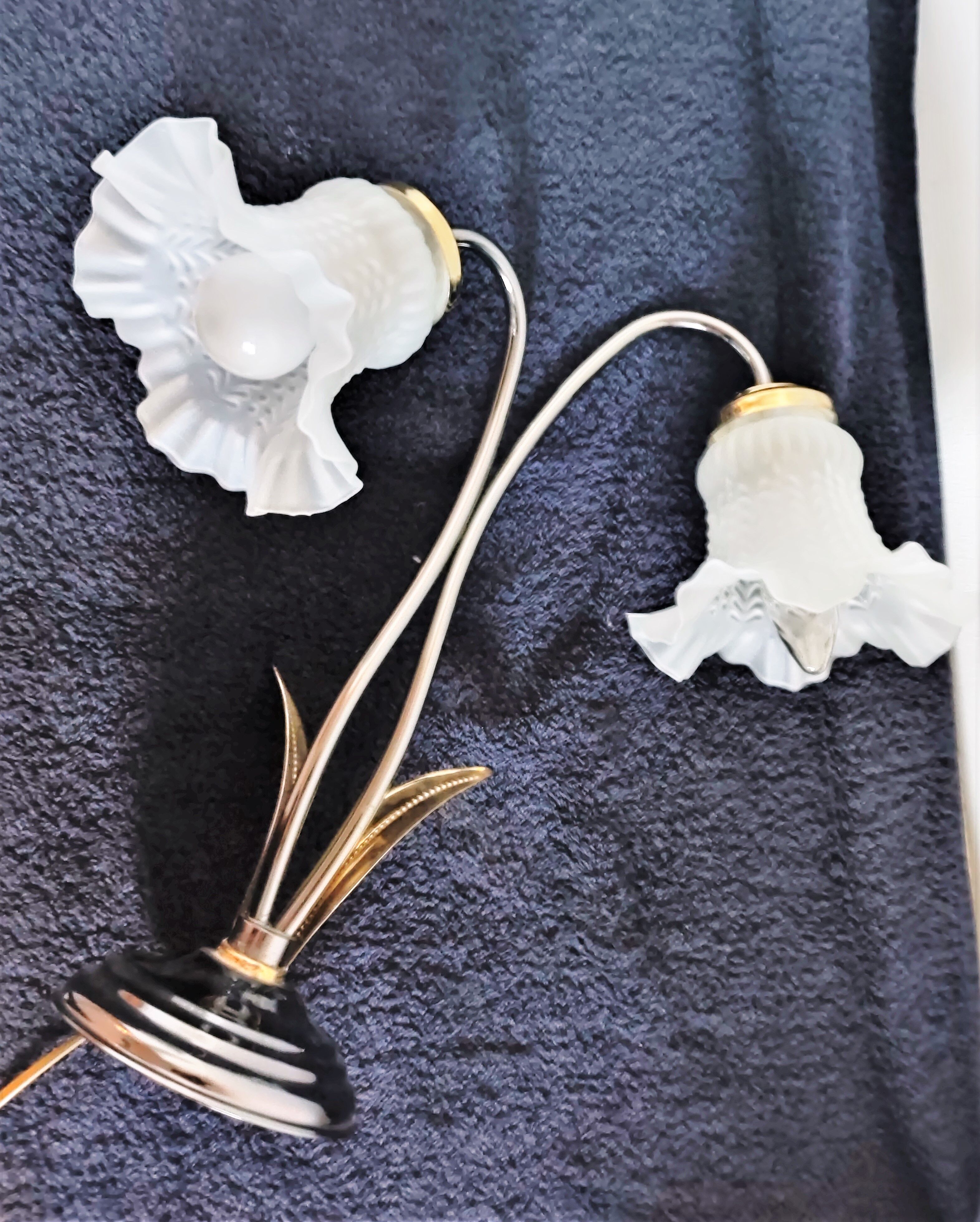 Double lamp gooseneck tulip glass paste decoration reeds