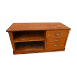 Trompe l'oeil painted store counter pitchpin style