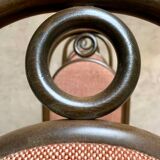 Série de 4 anciennes chaises bistrot Thonet en bois courbé