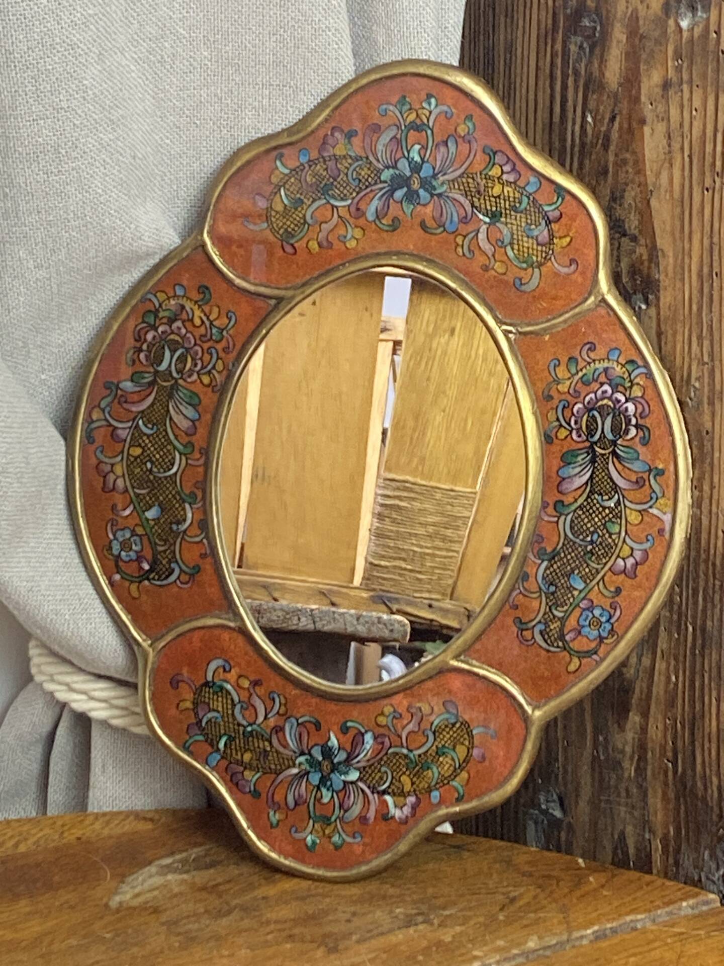 Miroir péruvien en bois et verre