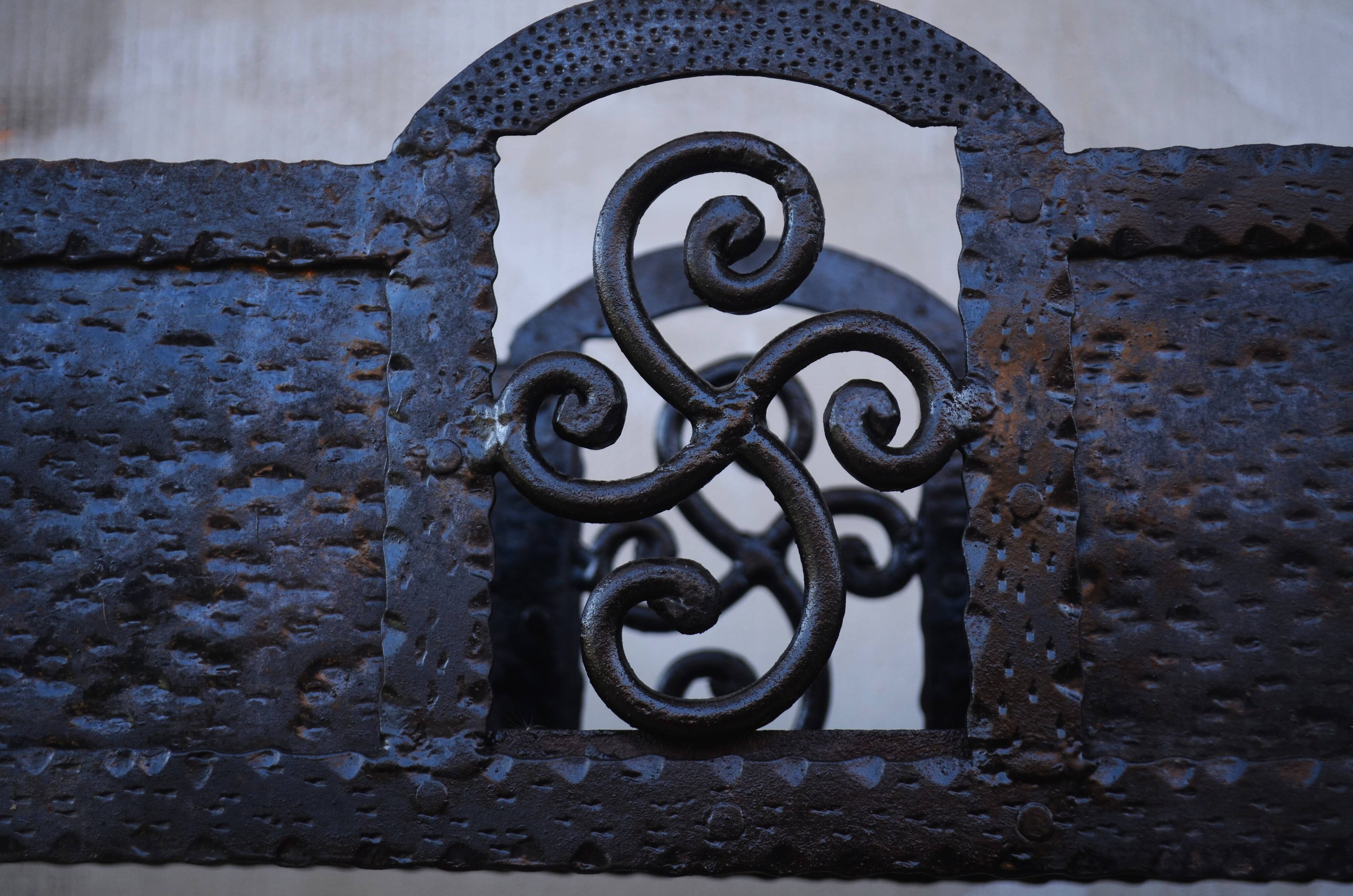 Viennese-style hammered iron flower planter holder Secession