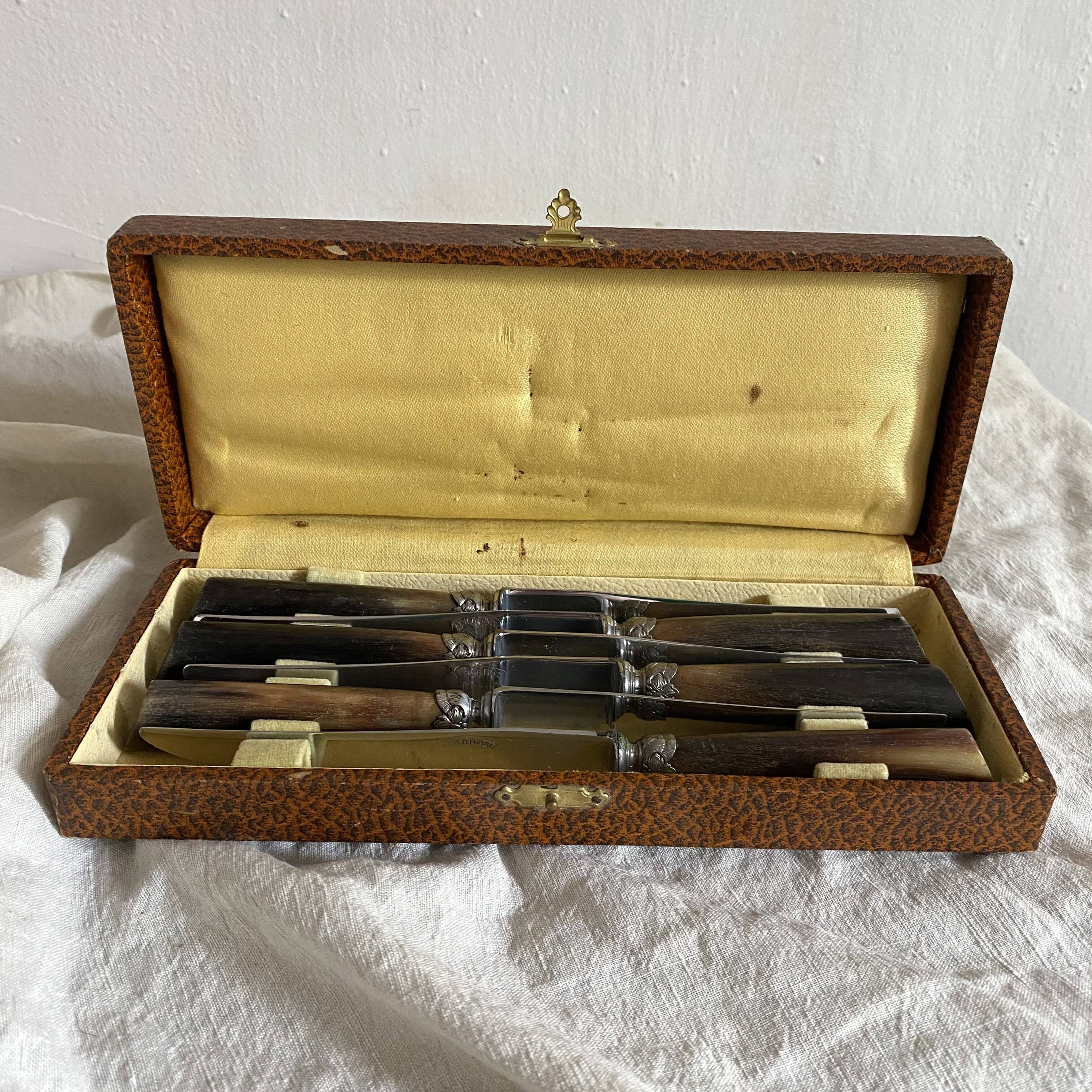 Antique horn and steel blade knives