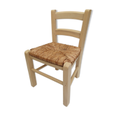 Chaise d'enfant de couleur grège en bois et paille