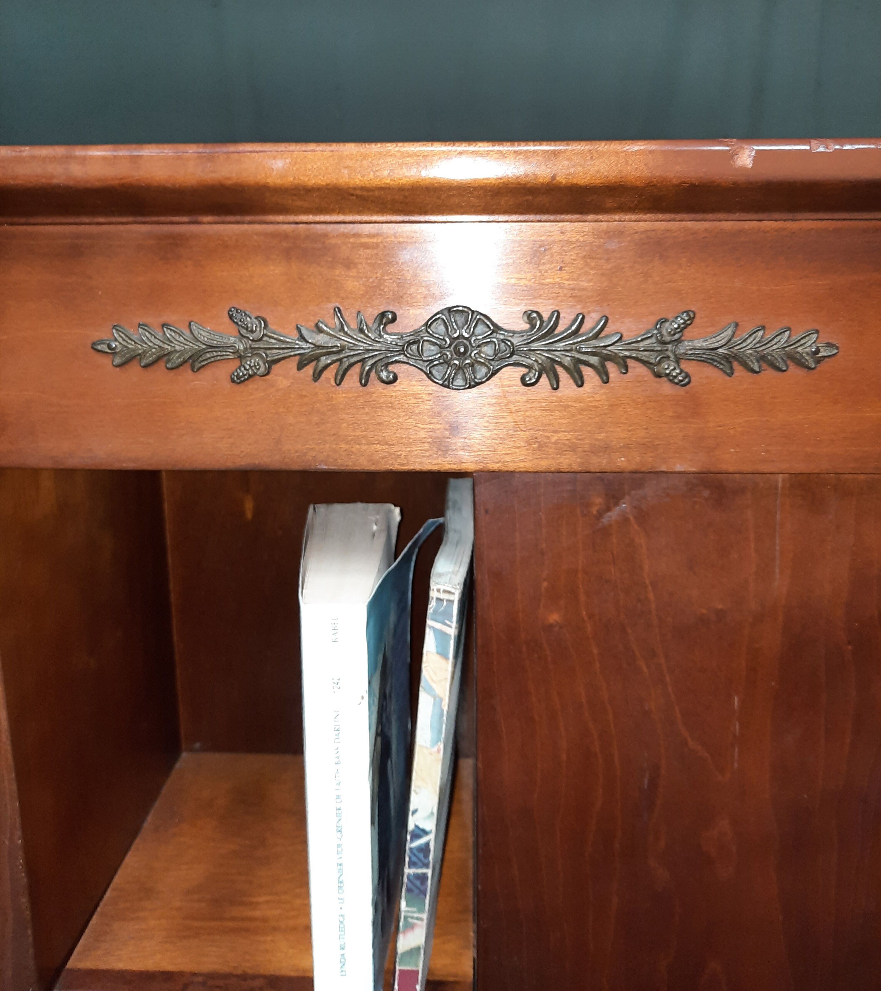 Bibliothèque tournante de style empire