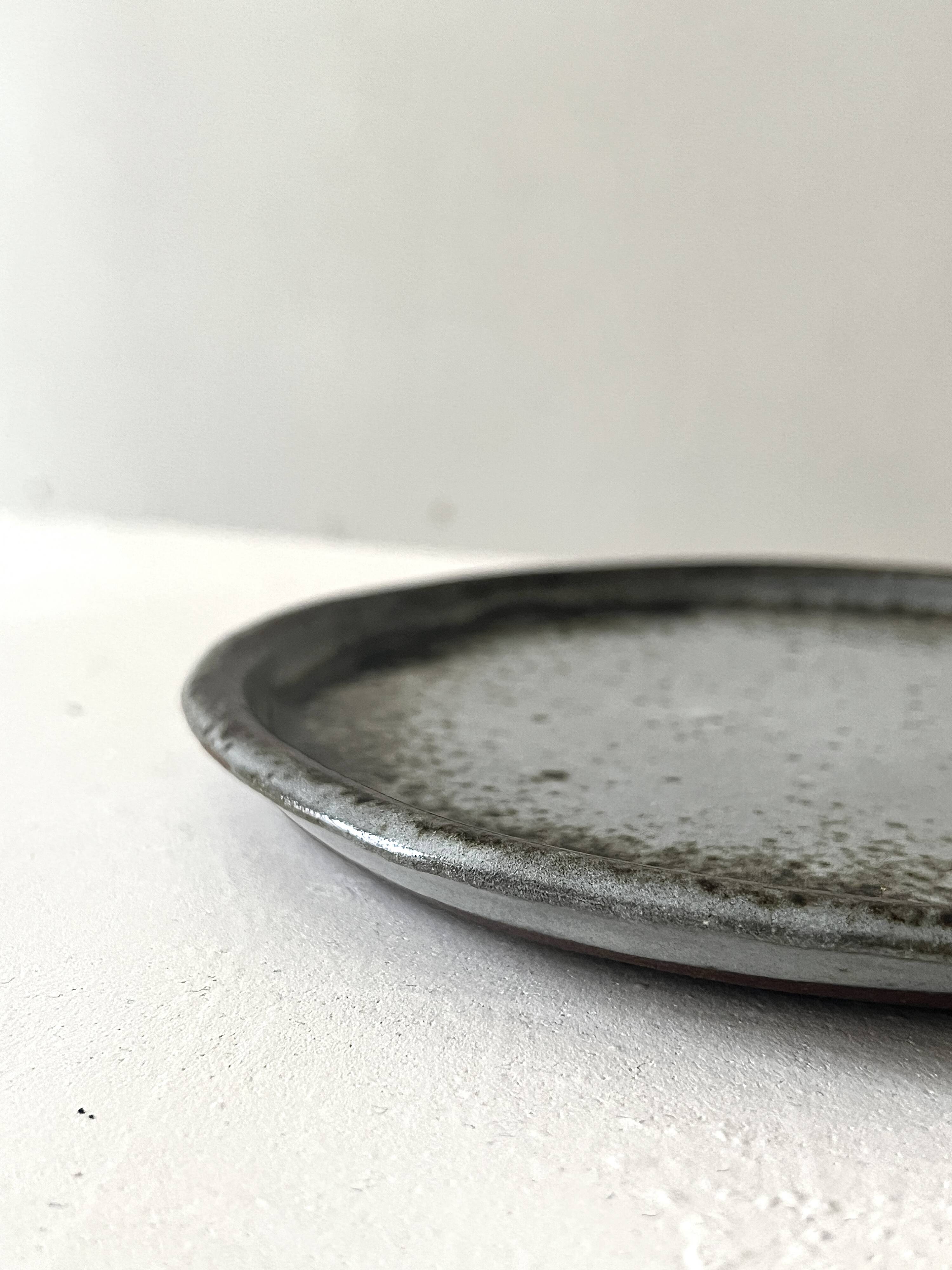 Glazed ceramic plate (stoneware), Chantal & Thierry Robert 1970