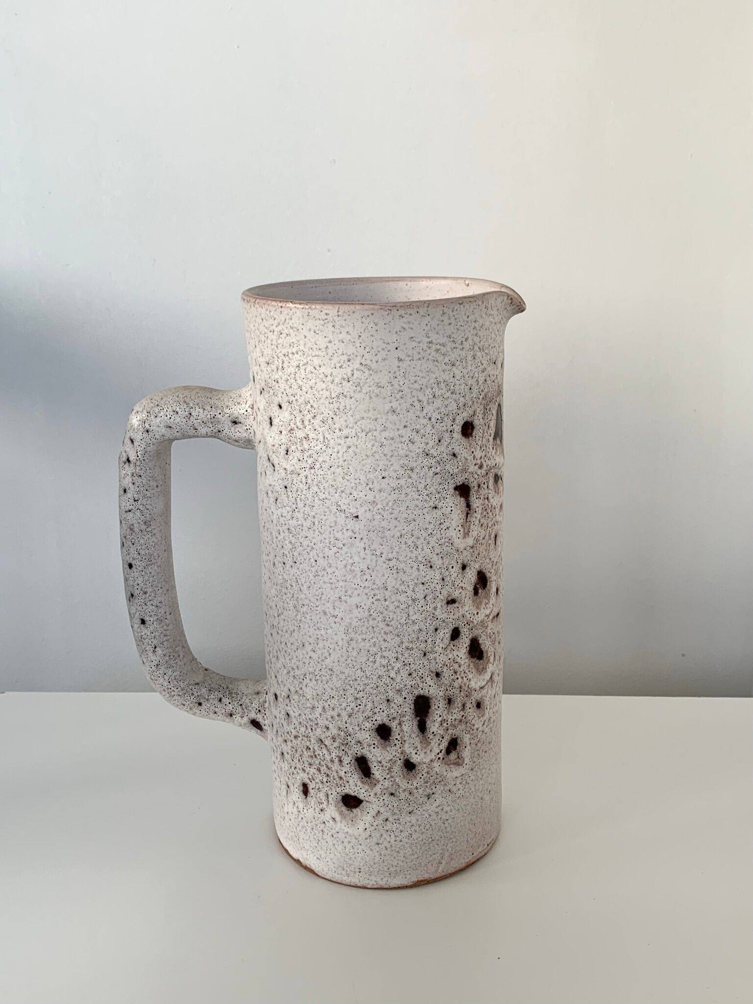 Pitcher and 5 ceramic mazagrans from Vallauris