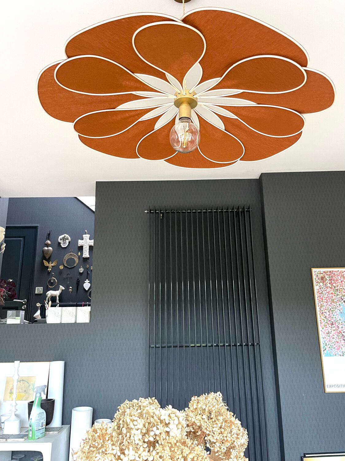 Suspension florale lin et rotin