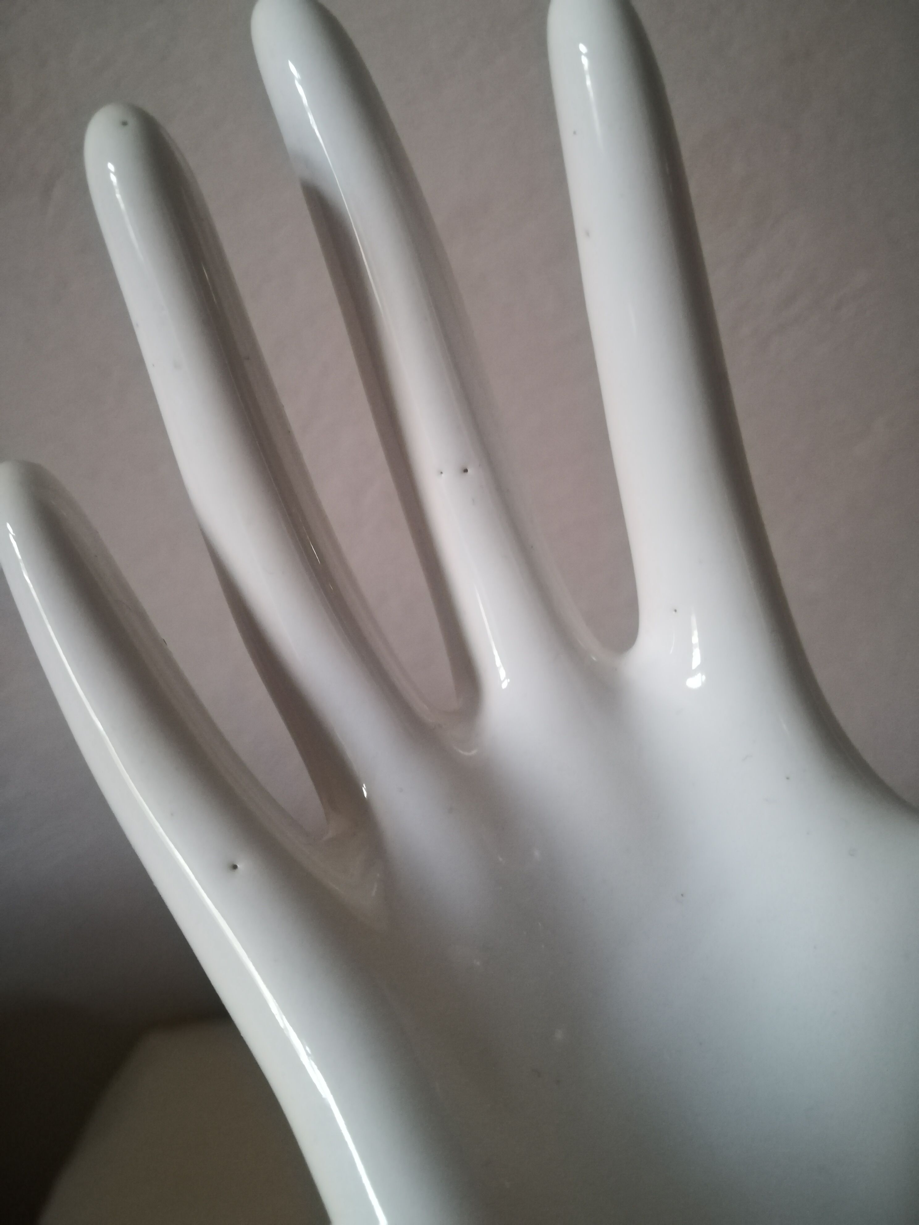 Baguier soliflore white hand