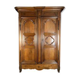 Lyon cabinet era Louis XV walnut