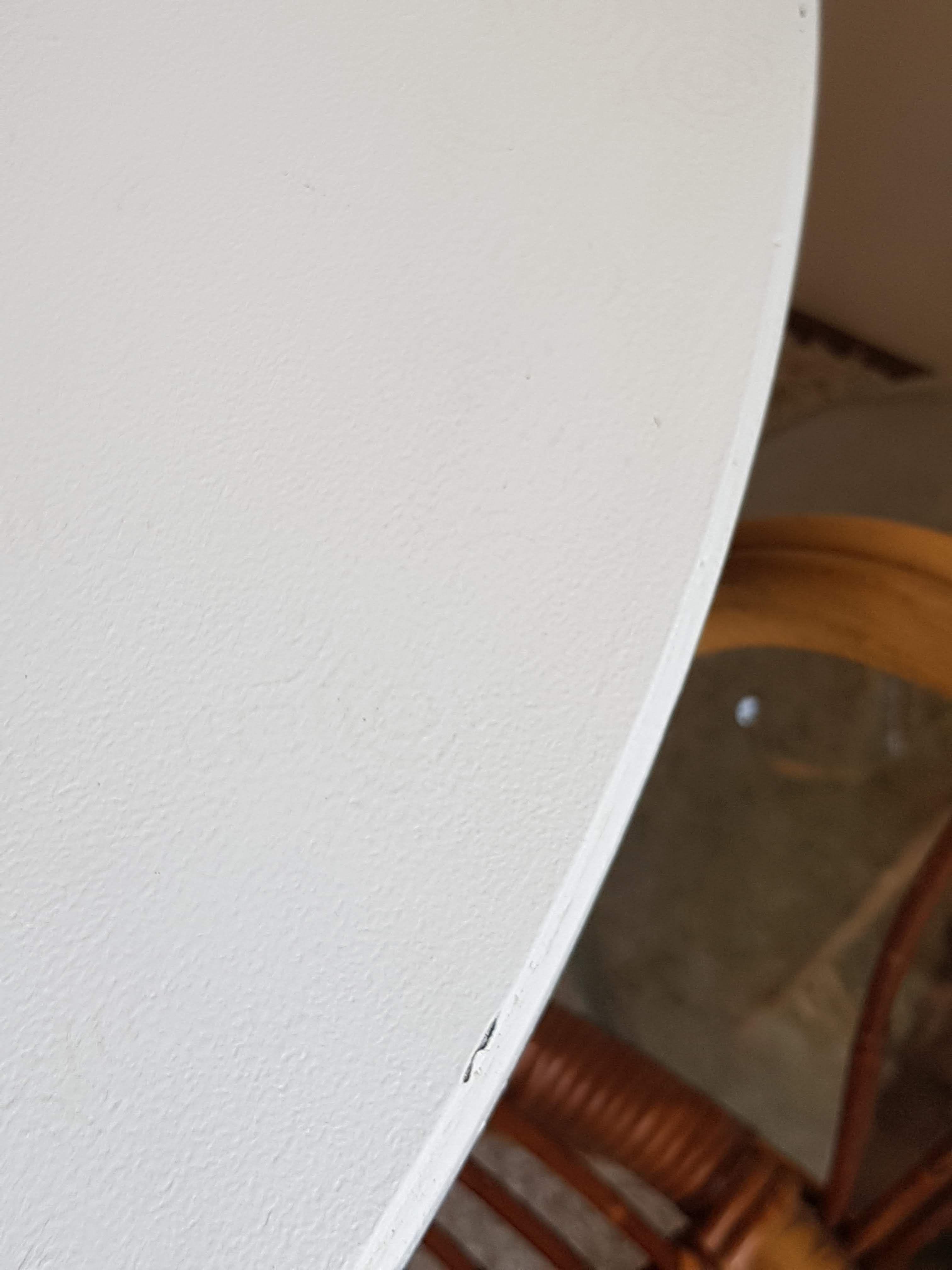 Scandinavian extendable table with butterfly extensions