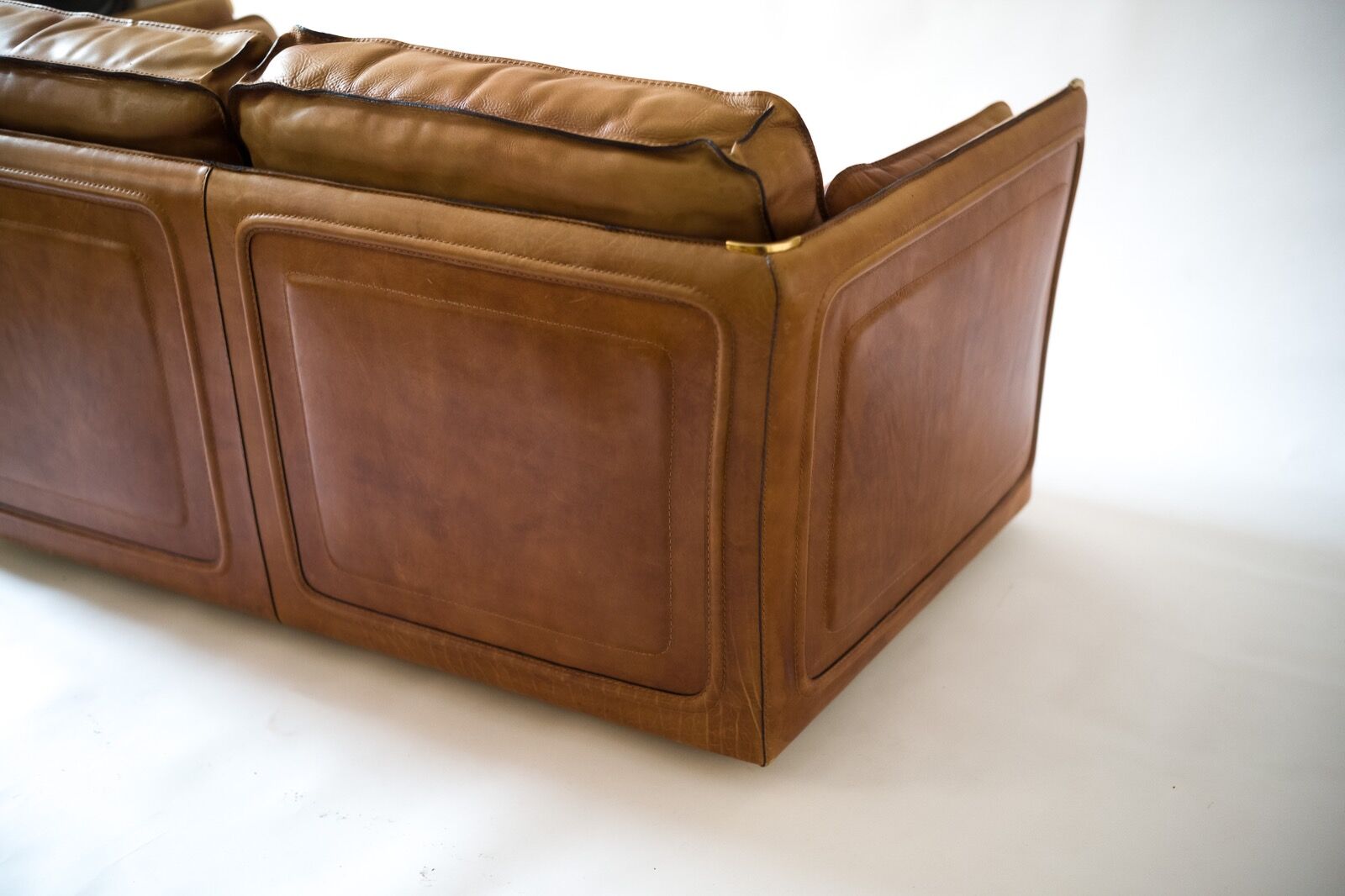 Vintage leather sofa Maison Roche et Bobois