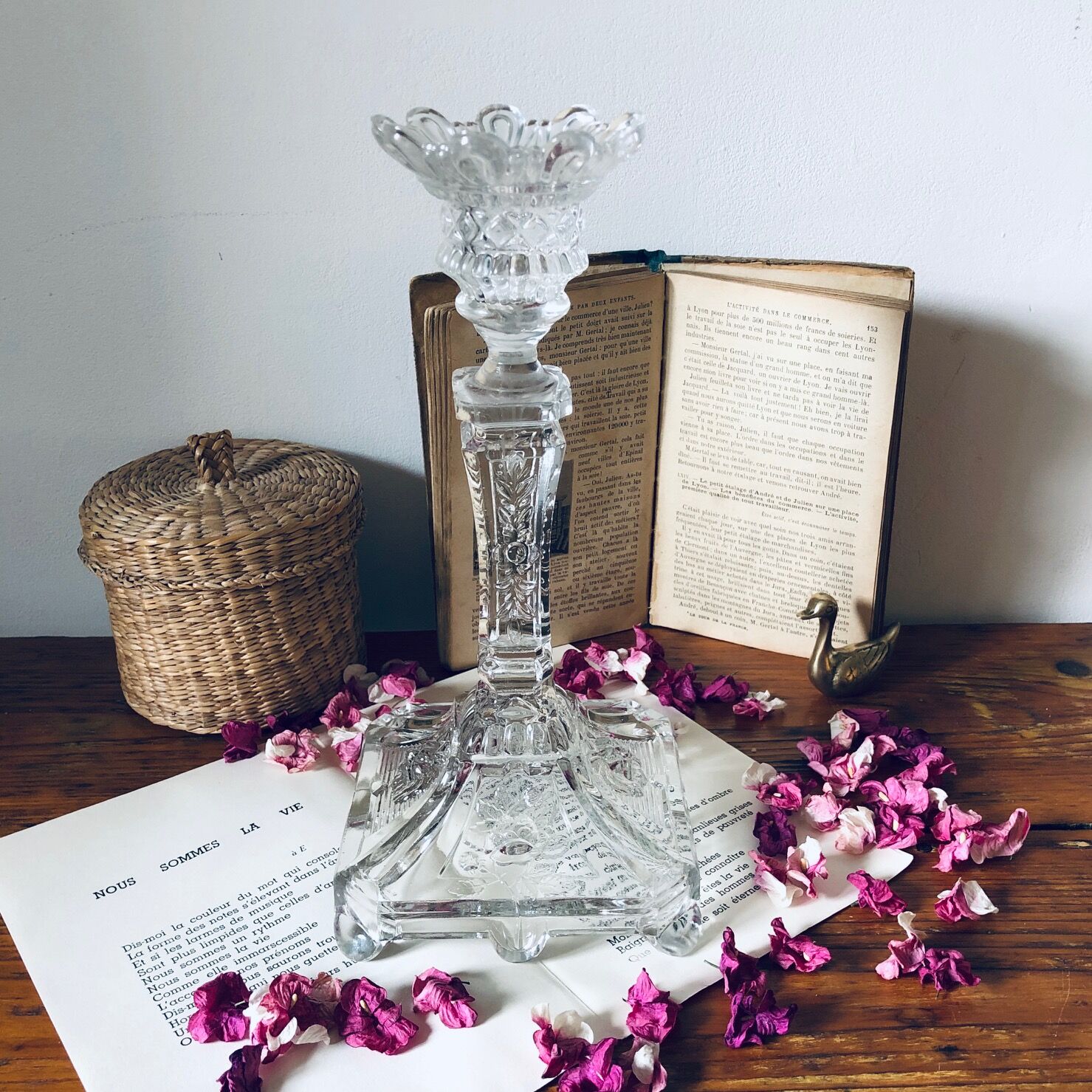 glass candlestick "The lion and the rose"