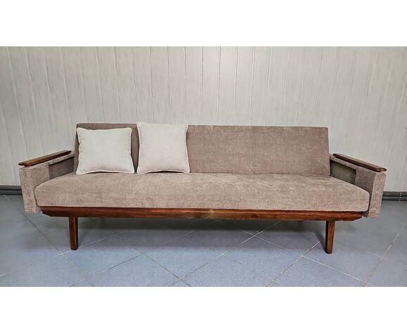 Mier Topolčany Design reclining sofa Czechoslovakia 1960s. | Selency